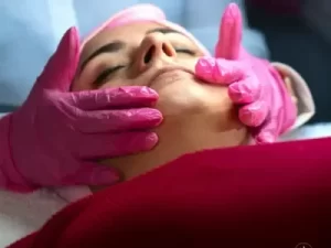 Facial cleaning for woman - Luana Esthetic - Beauty And Wellness